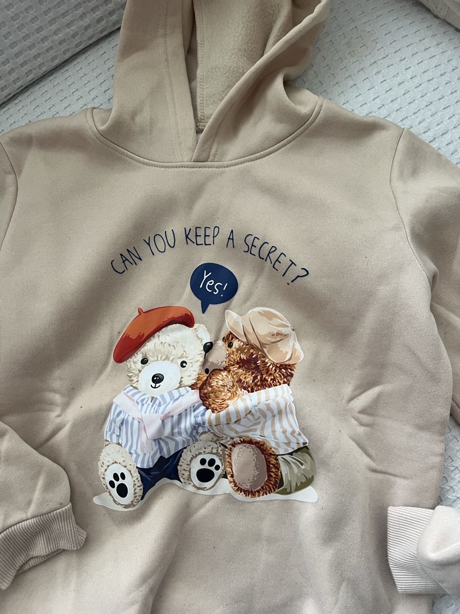 Pullover & Sweatshirts: HOODIE PULLOVER MIT BÄREN GR 140 – Gebraucht aus Basel von theo-g77 1
