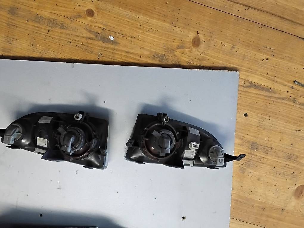 Tutti pezzi di ricambio auto: Fiat Coupé Nebelscheinwerfer – Usato da Niederwil SG venduto da punto56 1