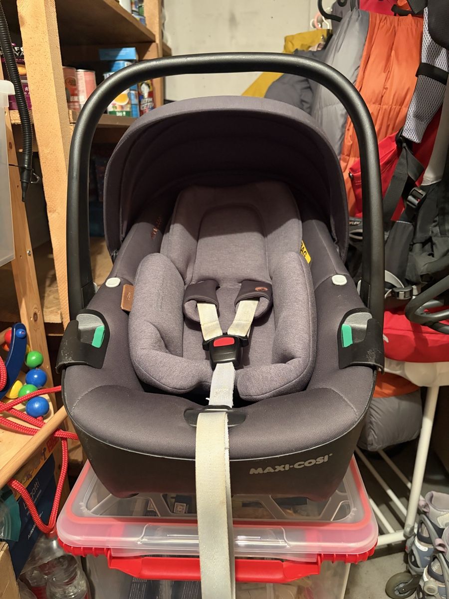 Maxi-Cosi Seggiolini per auto: Maxi Cosi pebble 360  – Usato da Hinwil venduto da Jazzi04 1
