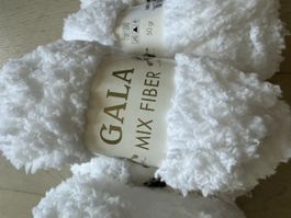Soft, white yarn