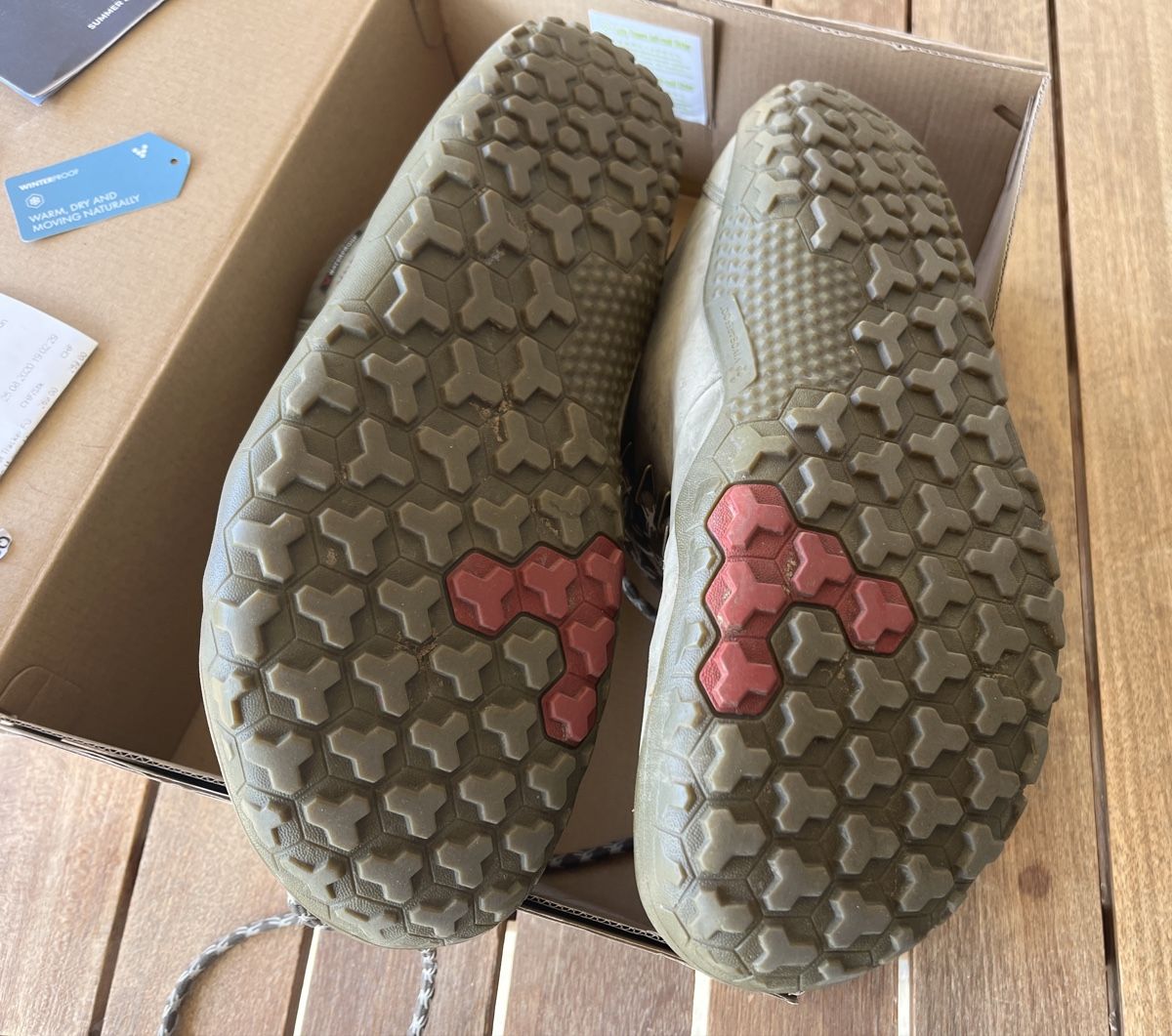 Vivobarefoot Scarpe da uomo: VIVOBAREFOOT Tracker FG M Wanderschuhe Leder Gr 44 – Usato da Rueschlikon venduto da Smash2000 3