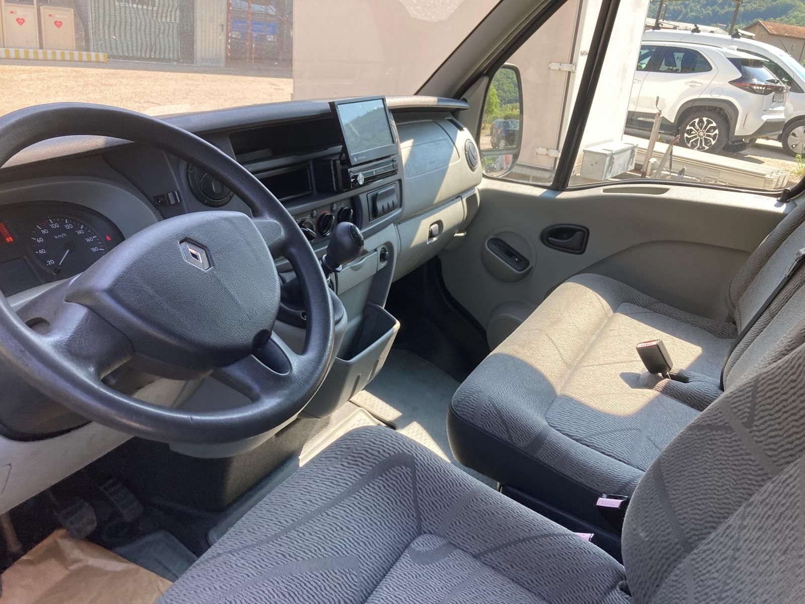 Renault Autos: renault master 9 posti – Gebraucht aus Mendrisio von sim_c2hz 3