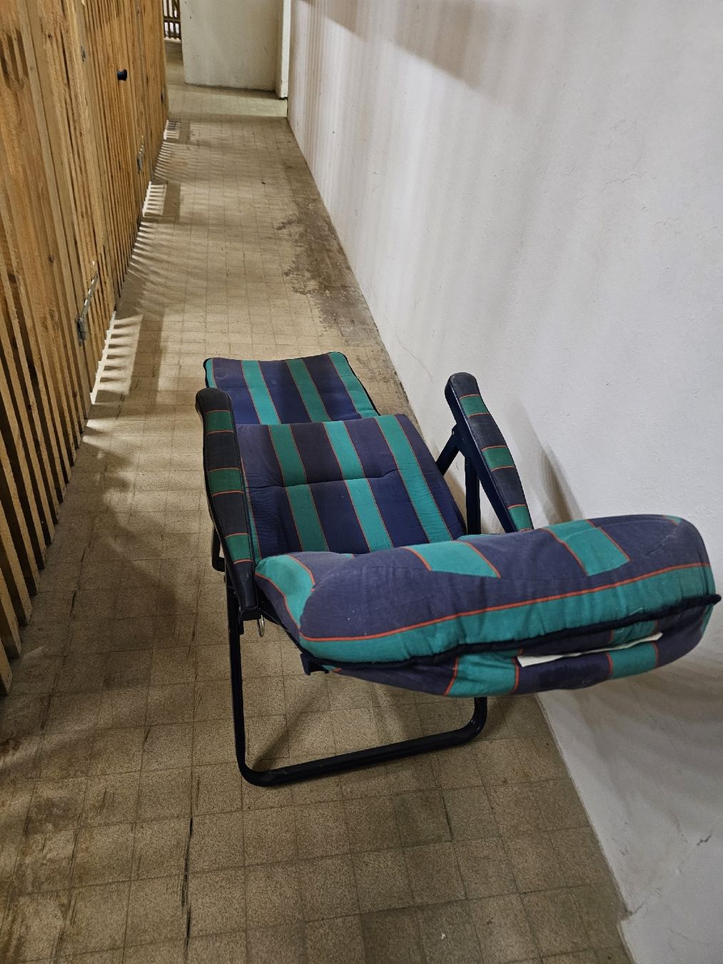 Liegen & Liegestühle: chaise longue a vendre – Neu (gemäss Beschreibung) aus La Chaux-de-Fonds von gpm_2tym 1