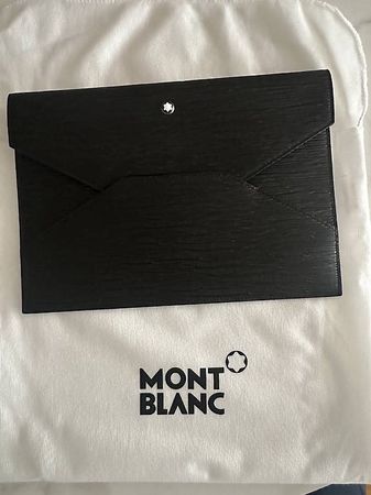 Montblanc  Pochette en cuir noir Neuve 