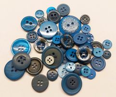 52g Knopfsammlung  mix  buttons