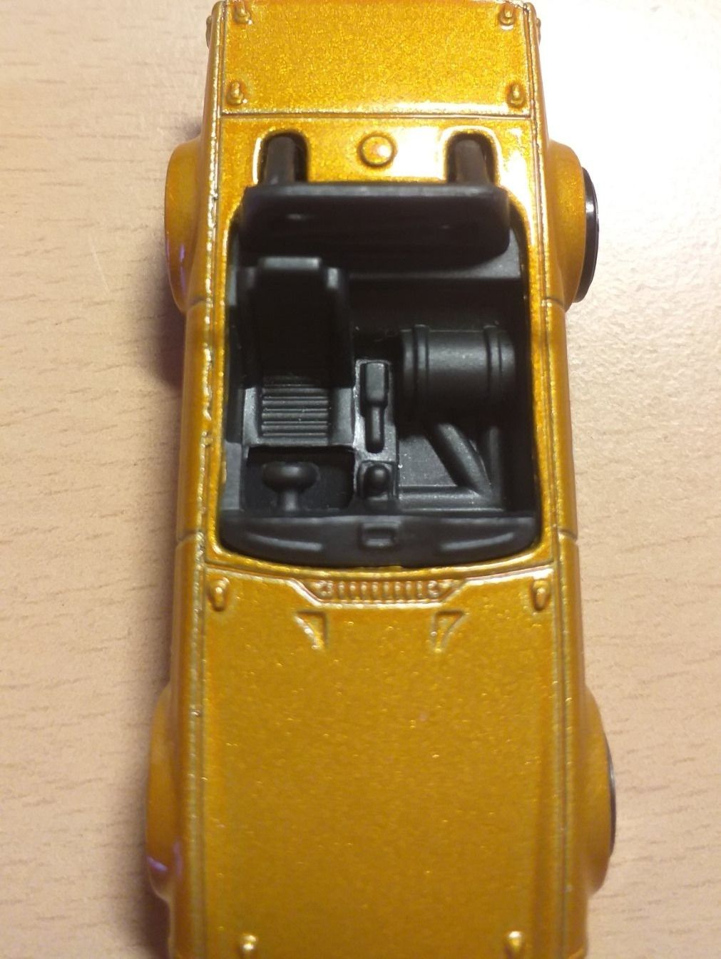 Hot Wheels Modellini d'auto: Hot Wheels Triumph TR6 N4036 – Usato da Schindellegi venduto da nin_7njd 4