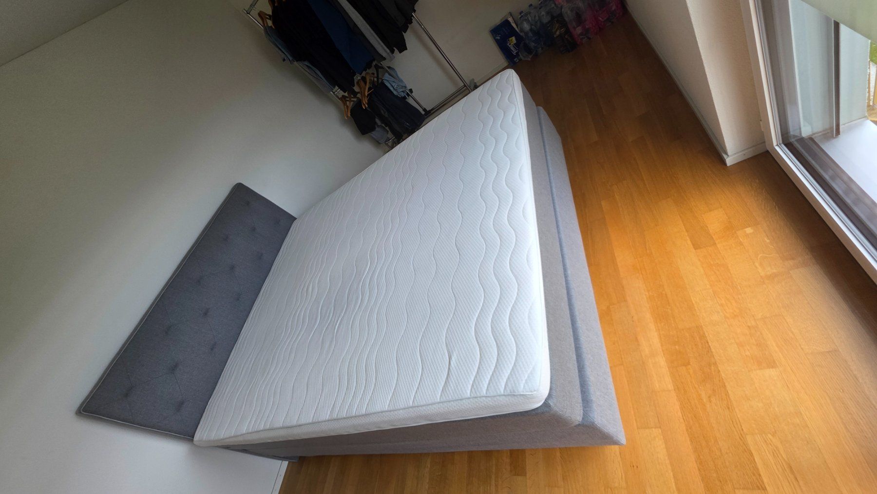 Pfister Letti: Boxspringbett 160x200,Grau – Usato da Näfels venduto da jayjay1968