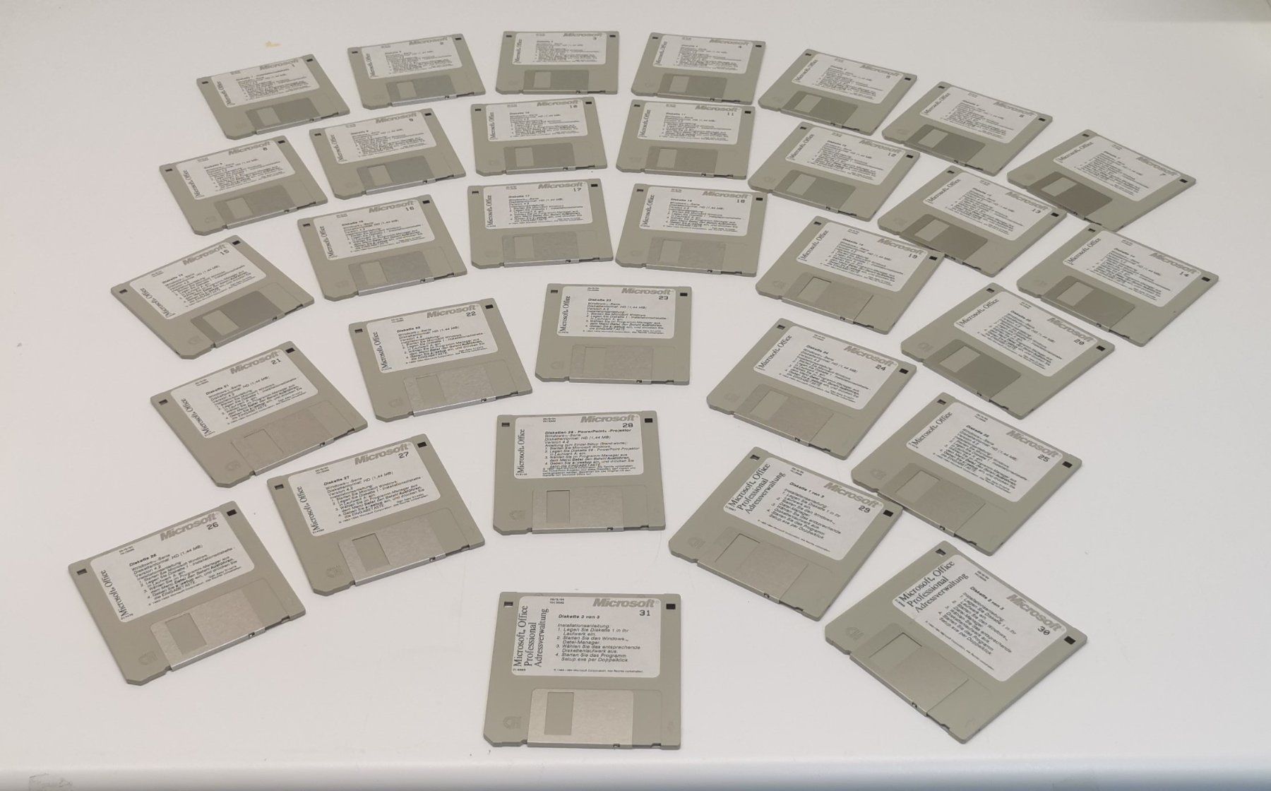 Microsoft Software: Microsoft Office 4.2 Standard Disketten für Windows 3.1 – Usato da Bremgarten b. Bern venduto da Vittorio0 1