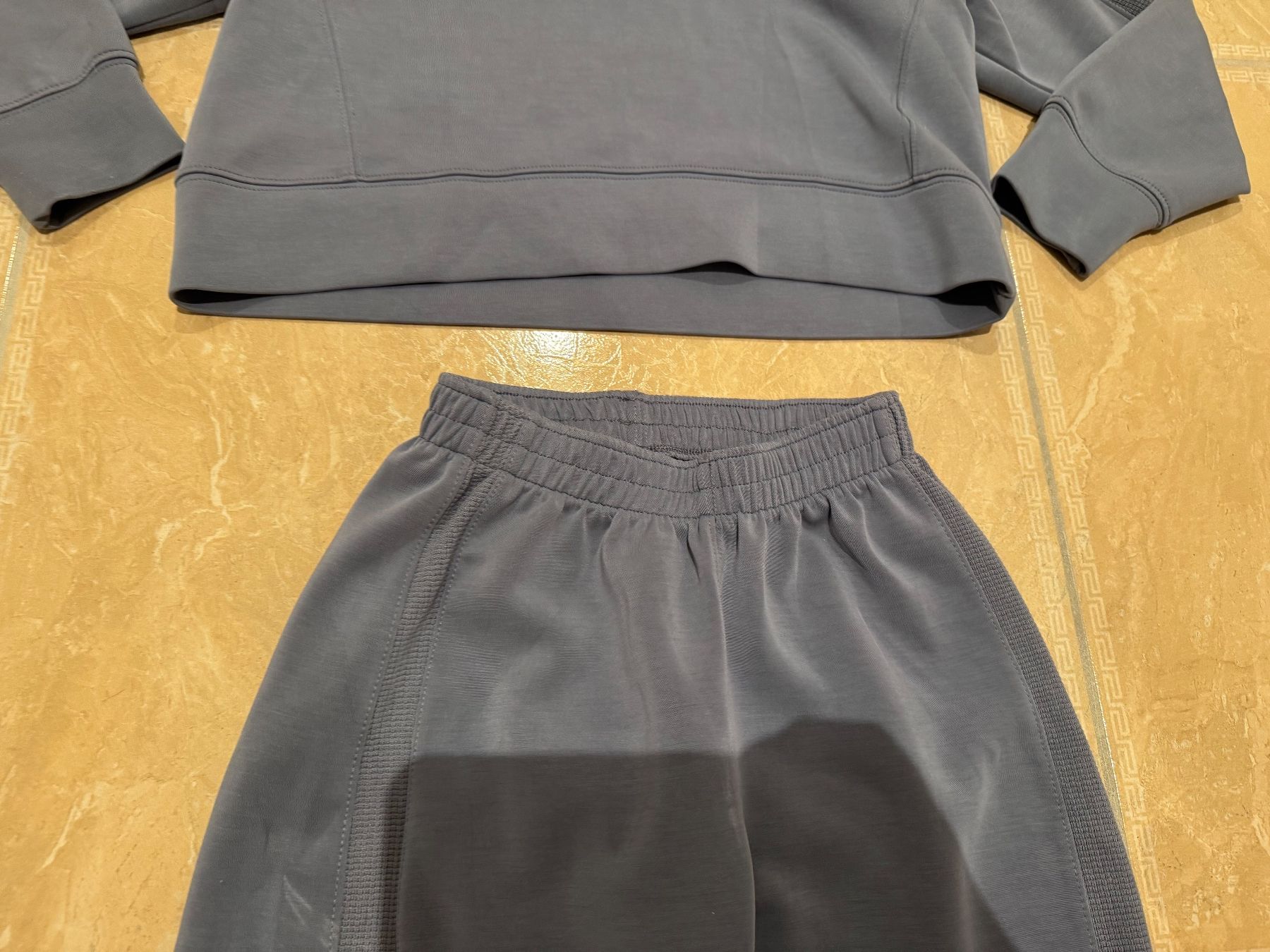 Zara Lotti & Set di vestiti: Zara cooles Set, 6-7J 116-122 – Usato da Klingnau venduto da Markus14 3