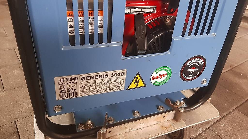 Generatori di corrente: Stromgenerator SDMO Genesis 3000  Service mit Wagen – Usato da Rothenthurm venduto da DS12A 2