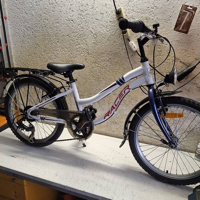 Velos: 20 zoll Kindervelo Racer – Gebraucht aus Homberg b. Thun von ittunk