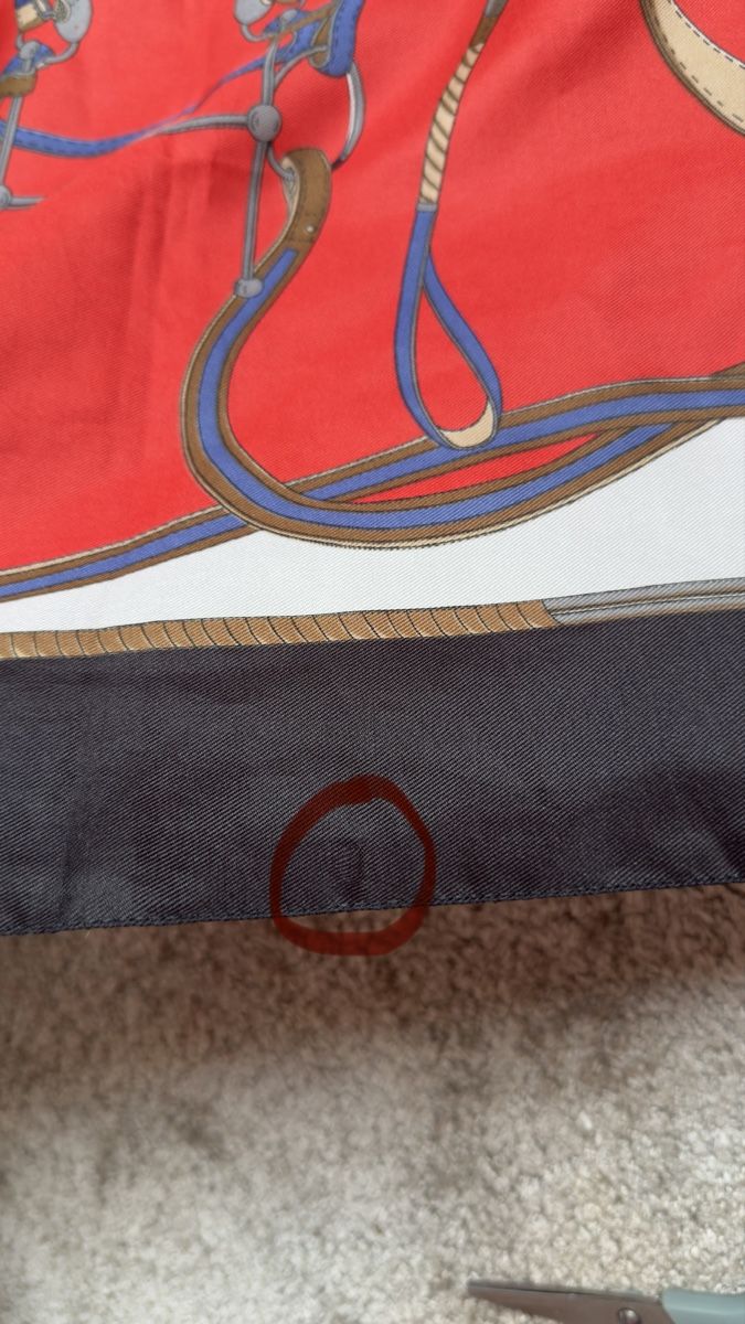 Foulard & Sciarpe: Foulard Carré Halstuch 76x77 – Usato da Vuippens venduto da Anna_as 2