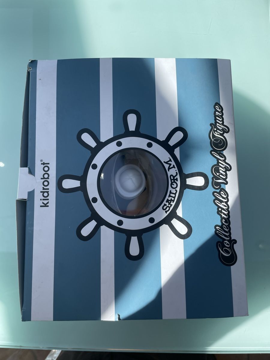 Disney Statuette: Kidrobot sailor M. Mickey  – Nuovo e nell'imballaggio originale da Les Brenets venduto da serialdrink 5