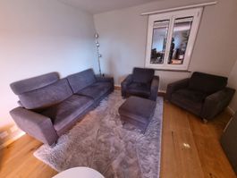 Sofa mit 2 Sesseln und 1 Hocker