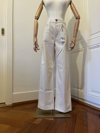 Zara Off-White Wide Leg Jeans - New with Tags, Size 38