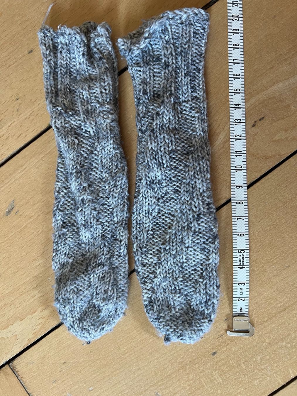Calze per bambini: Gr. 15-17 warme Socken Baby – Usato da Oensingen venduto da katepe