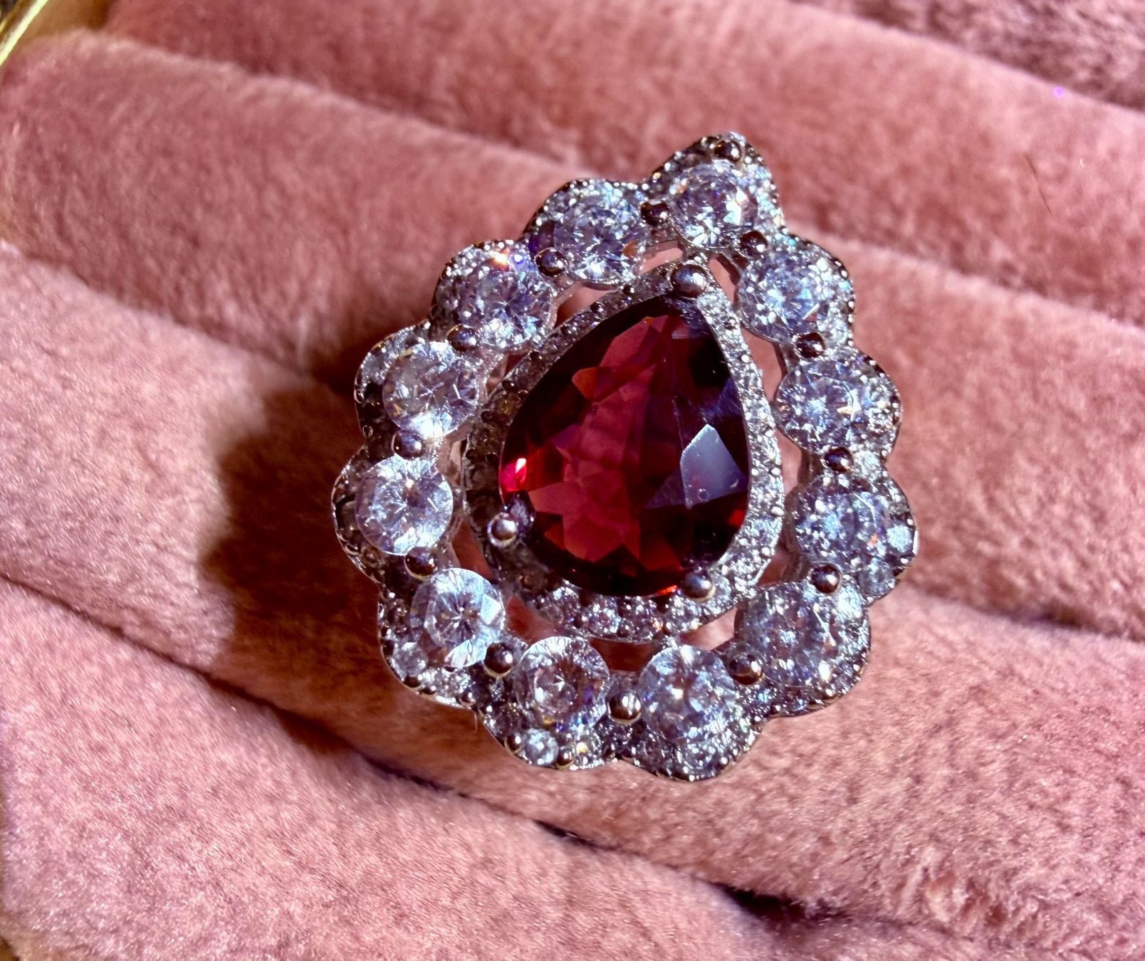 Anelli: Bague Grenat Somptueuse – Nuovo e nell'imballaggio originale da St-Maurice venduto da Sandrinette123 2