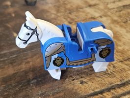 lego 13744pb02 et 10352c01pb04 Blue Horse Barding, 