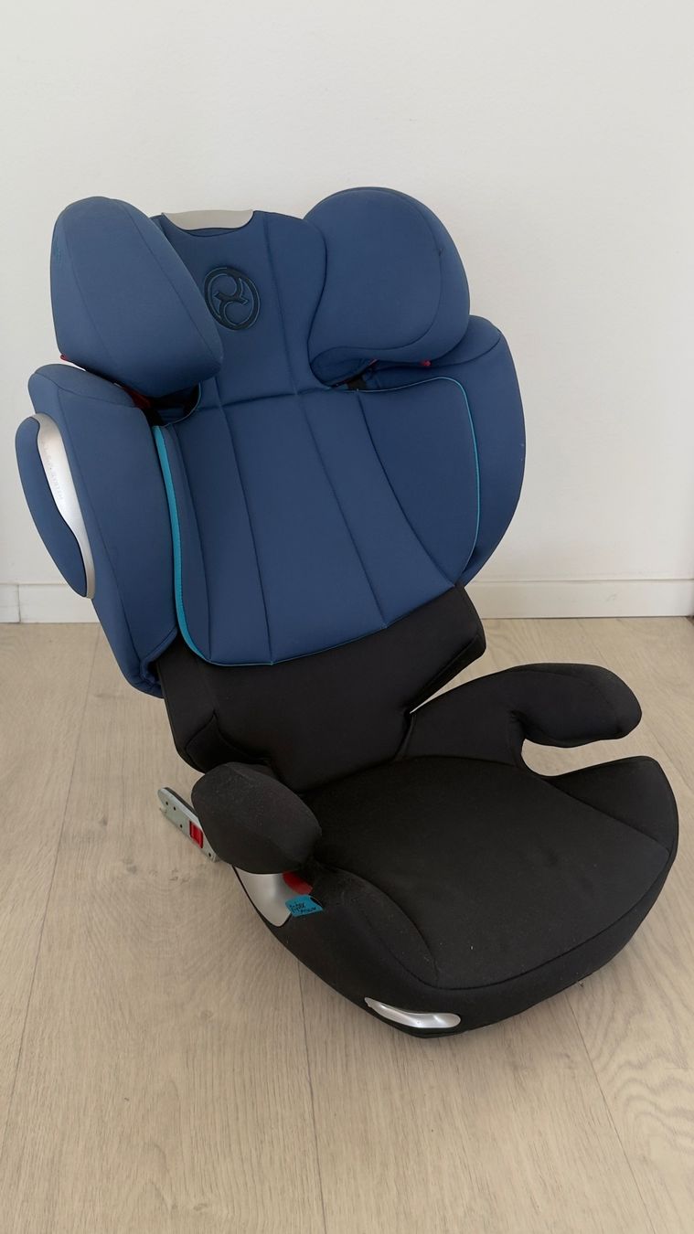 Cybex Sièges auto: Cybex Solution S-Fix Kindersitz blau guter Zustand – D'occasion à Zuchwil par managex 1