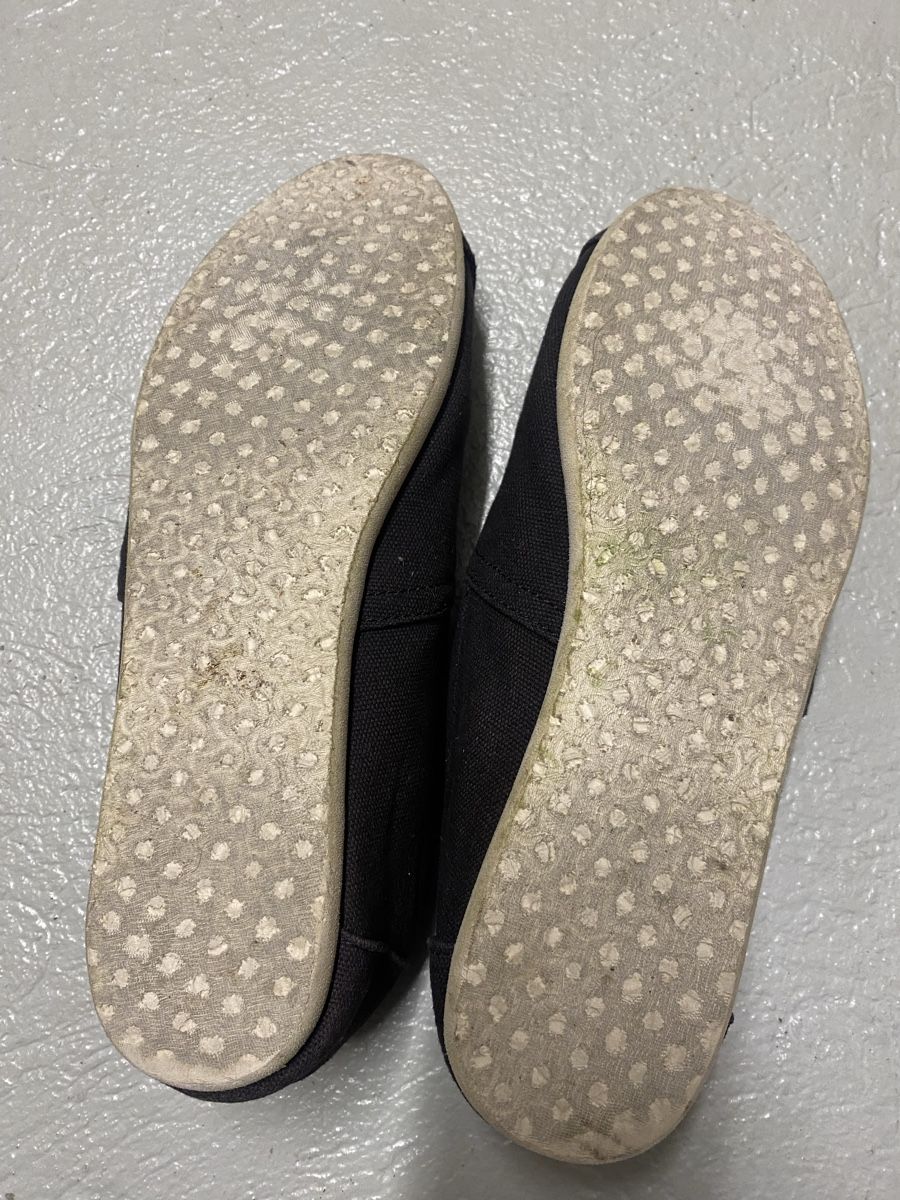 Toms Scarpe da donna: Schwarze TOMS Schuhe Grösse 38 Espadrilles – Usato da Flawil venduto da Vera44 1