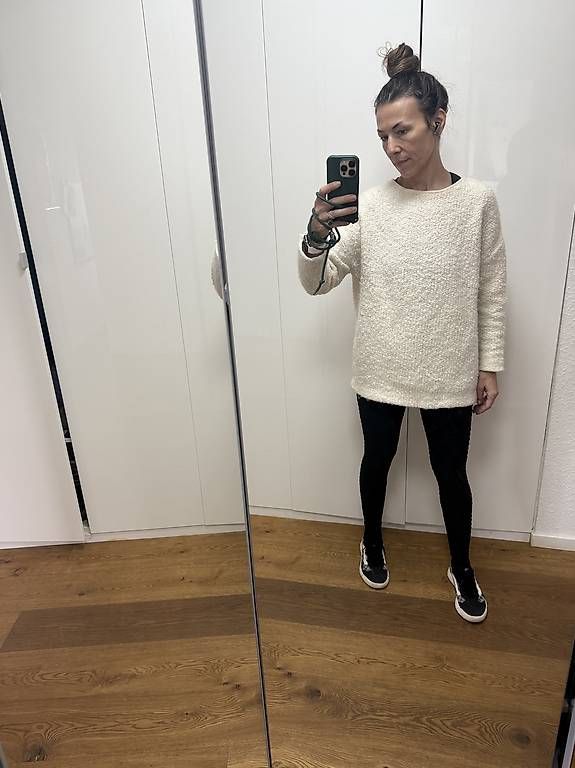 Maglioni & Felpe: Tara Jarmon Unisize warm Pulli – Usato da Zürich venduto da Sashkica 1