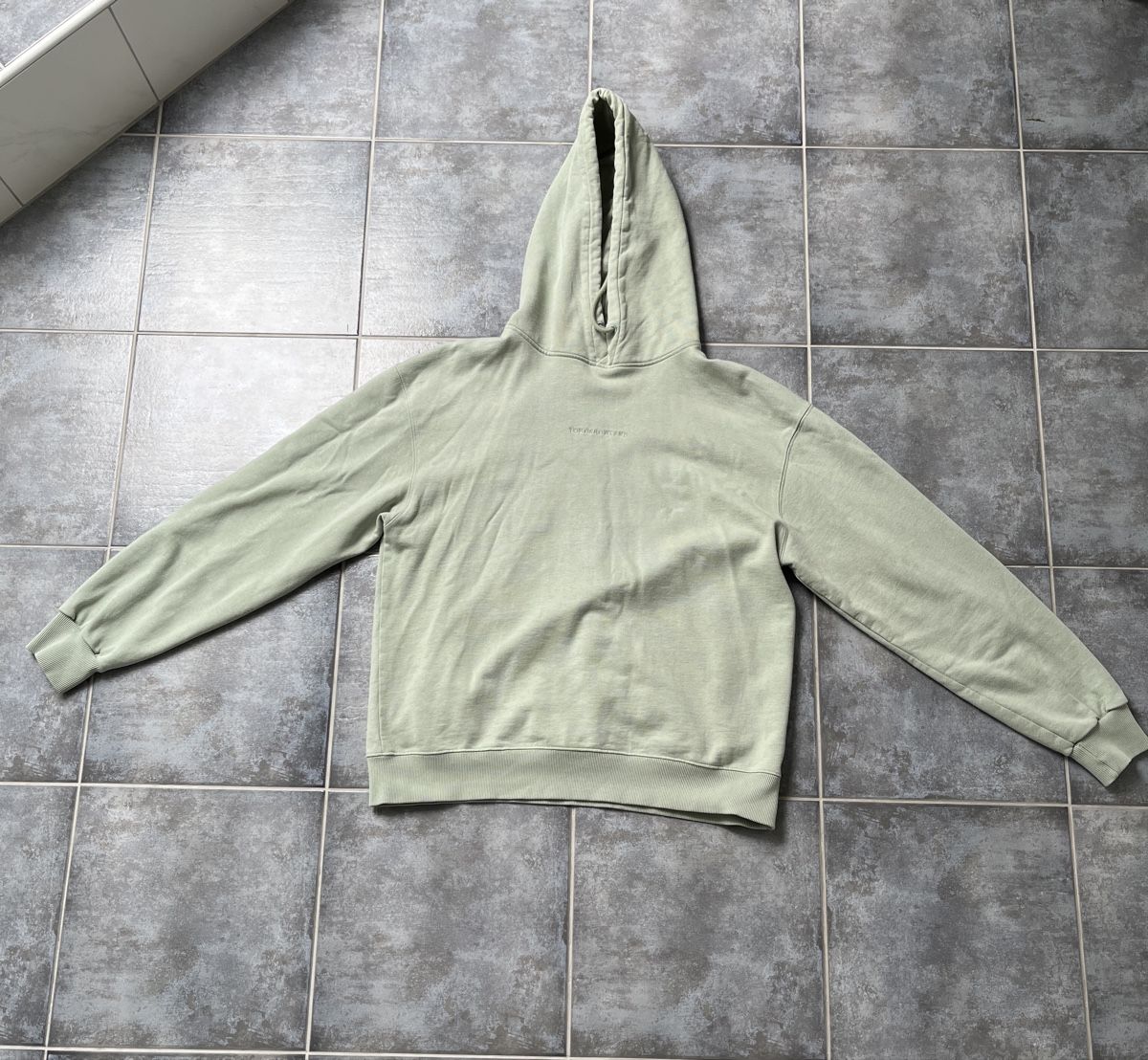 Pullover & Sweatshirts: Tomorrowland Pullover – Neu (gemäss Beschreibung) aus Lupsingen von sil_l6wg 2