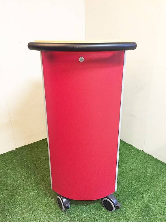 Lista Banconi: Tembea Roll Caddy, Korpus – Usato da Ballwil venduto da ClassicGallery 1