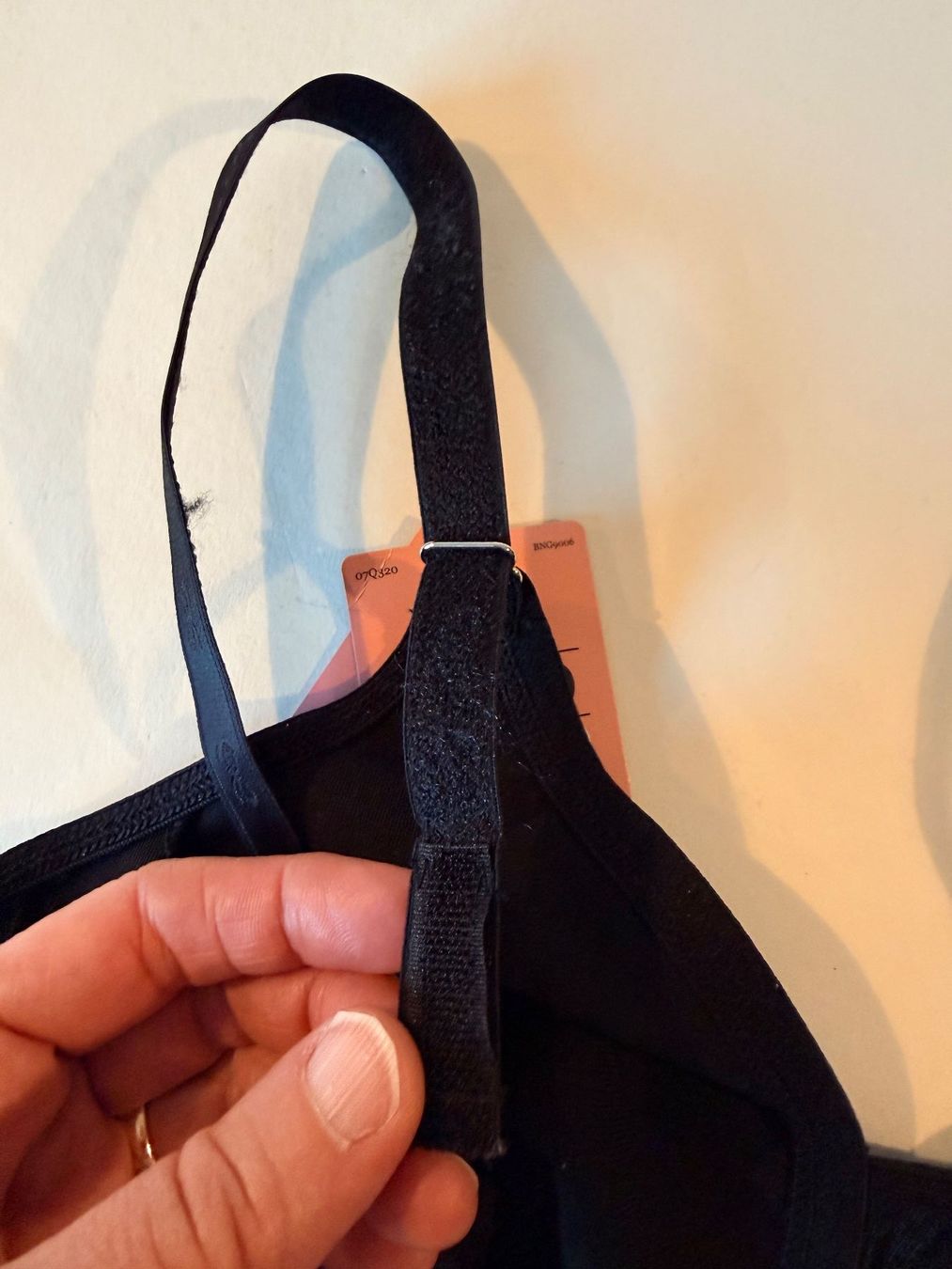 Hunkemöller Altra biancheria intima: HUNKEMÖLLER, BH SINGLE MOLD, Grösse 85D, Farbe Schwarz – Nuovo e nell'imballaggio originale da Rudolfstetten venduto da gst_g7xl 7