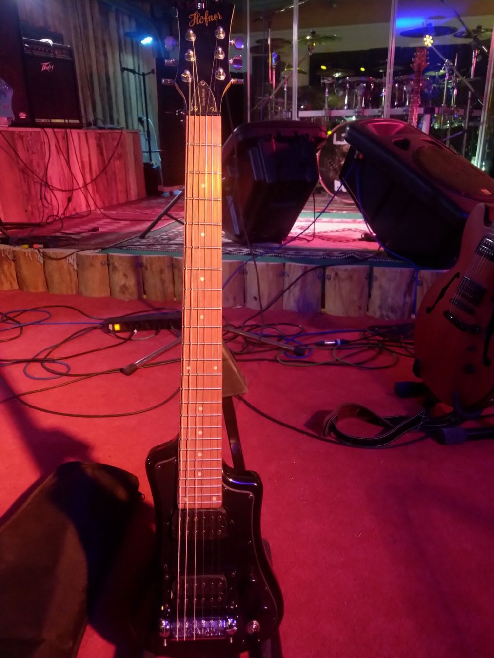 Höfner Strumenti musicali: Höfner Shorty Deluxe BK ungebraucht – Nuovo (secondo la descrizione) da Safenwil venduto da Zappi1969