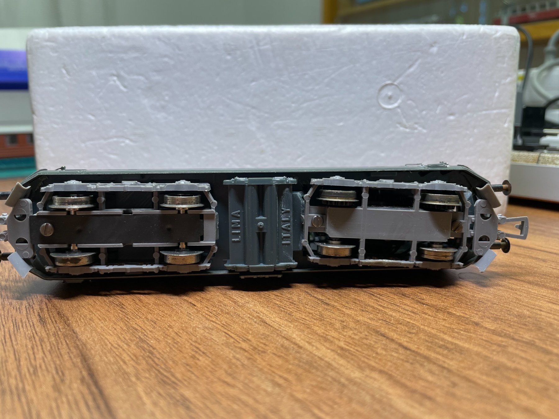 Lima Modelleisenbahnen: Lima SBB Re 4/4 I  10047 in DC analog – Gebraucht aus Villmergen von Mfritz 4