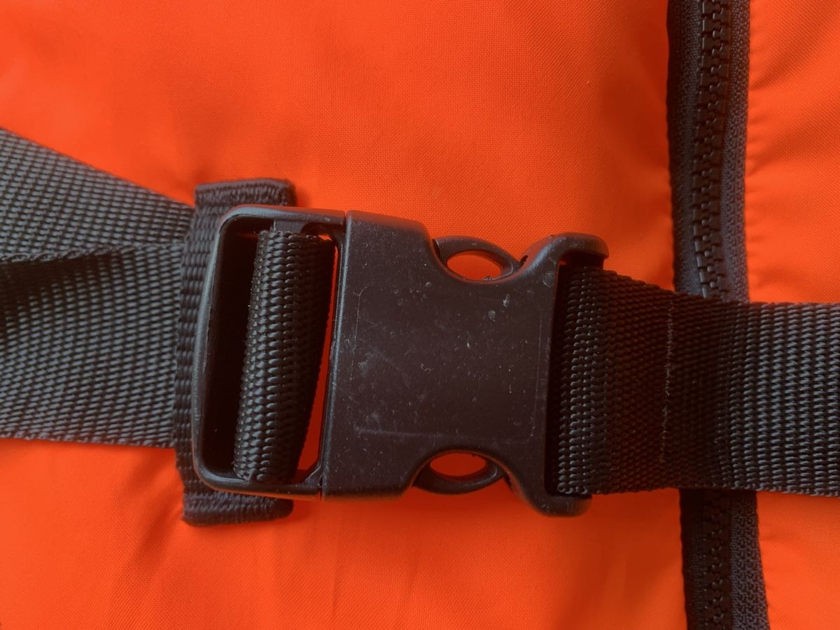 Giubbotti di salvataggio: Schwimmweste 20-30 kg – Usato da Biberist venduto da coffee13 2