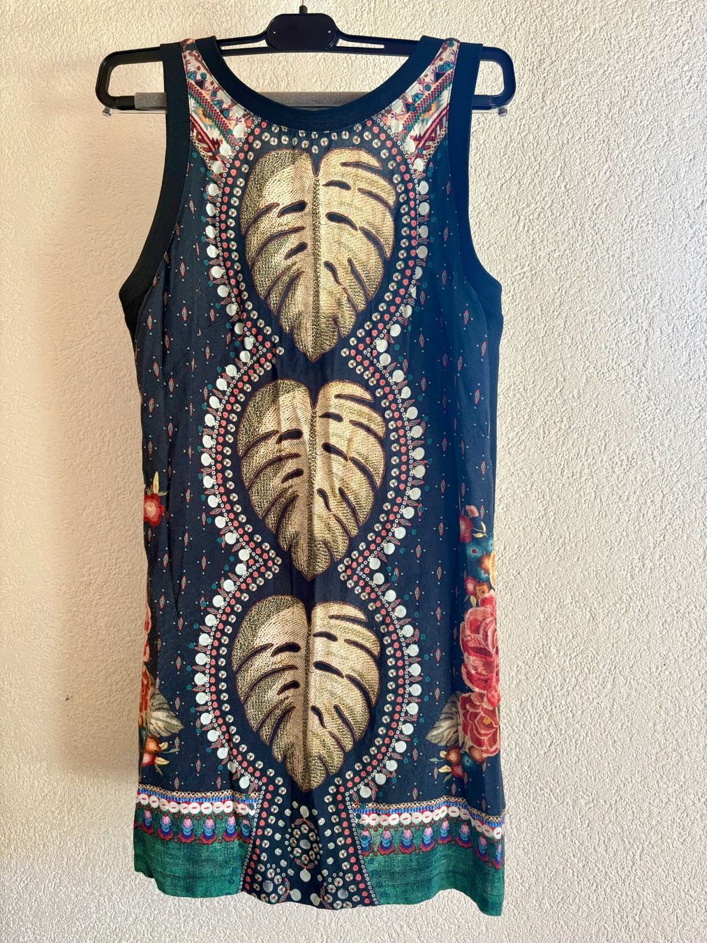 Farm Rio Kleider: Farm Rio Patterned sleeveless dress XS / 34 – Gebraucht aus Fribourg von georgeabottino
