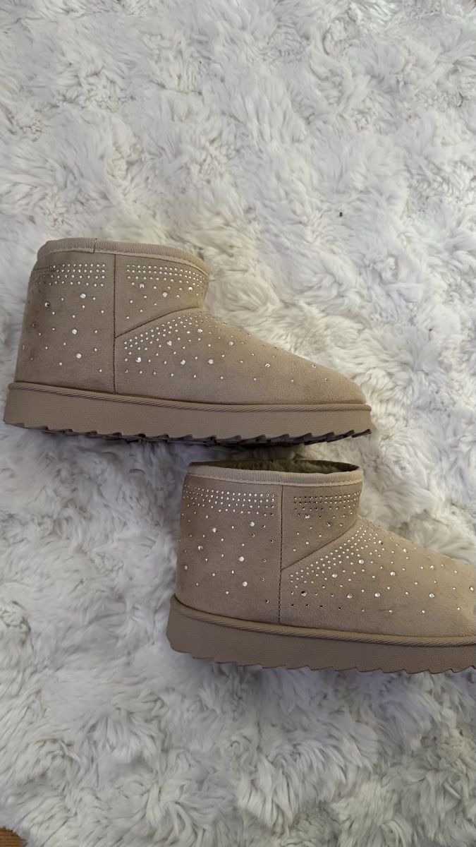 Damenschuhe: Chaussures d’hiver – Neu (gemäss Beschreibung) aus Neuchâtel von xiao_bei 2