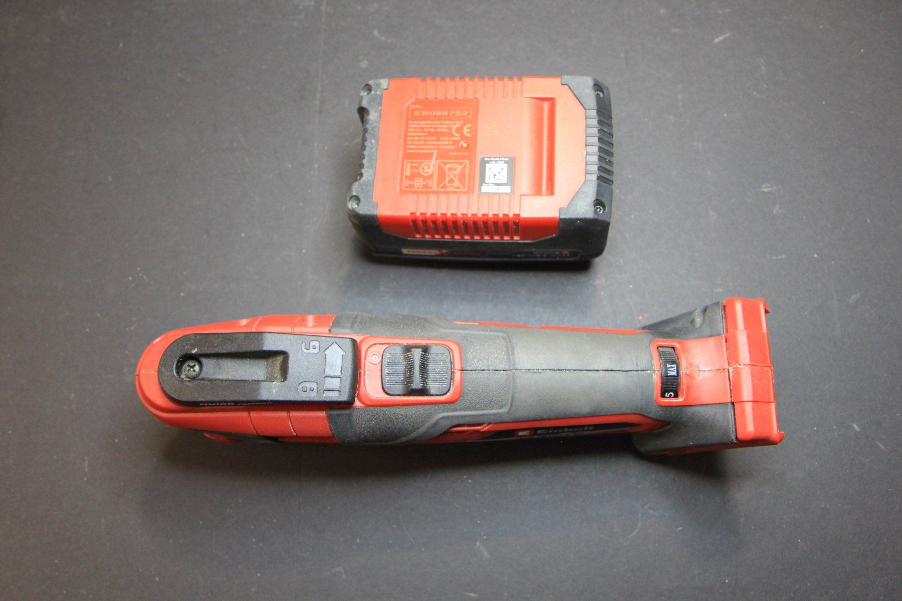 Einhell Tutti gli attrezzi: Einhell VARRITO Multitool 18V, inkl. 3Ah Akku und Ladegerät – Usato da Hölstein venduto da Kraftpaket 6