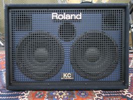 Roland KC-880 Keyboard-Amp