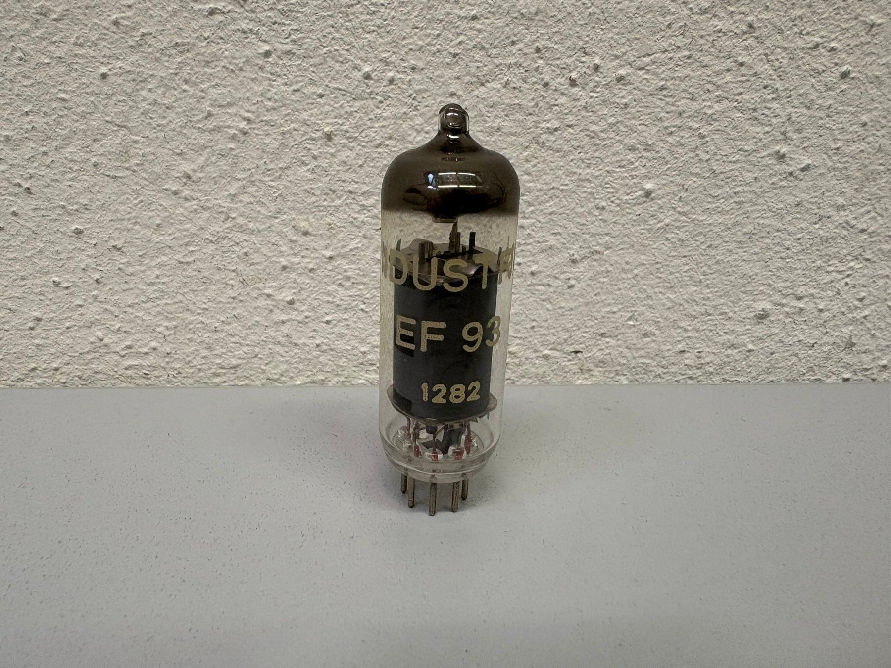 Componenti elettronici: Industria EF 93 – Nuovo (secondo la descrizione) da Hochdorf venduto da av-electronics