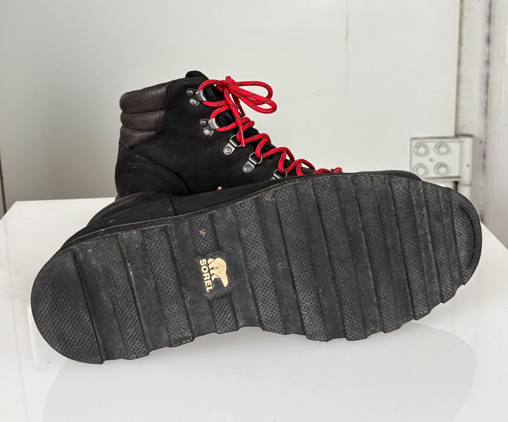 Sorel Scarpe da uomo: Sorel Wanderschuhe schwarz Herren Grösse 12 – Usato da Bern venduto da lolapennt 5