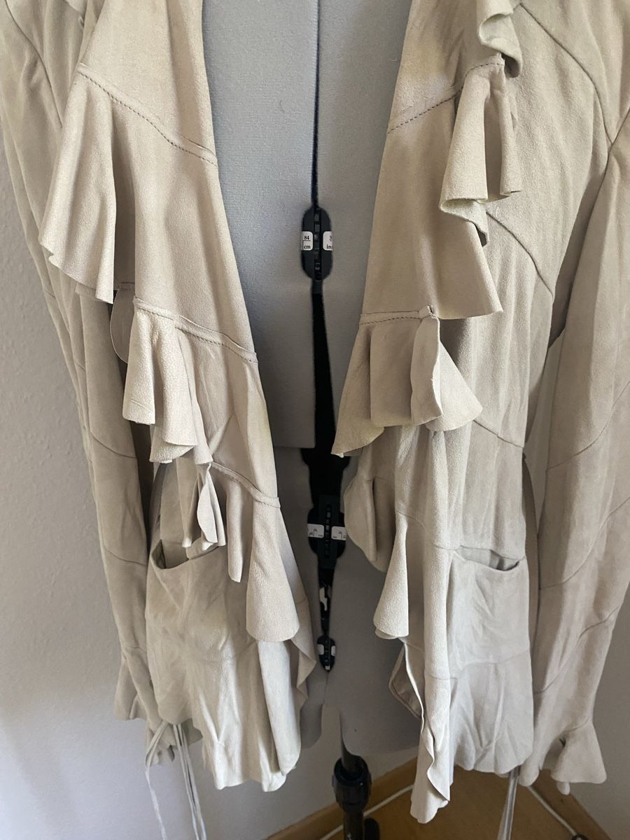 Ermanno Scervino Giacche: Ermanno Scervino Wildlederjacke – Nuovo (secondo la descrizione) da Zürich venduto da PascaleF 4