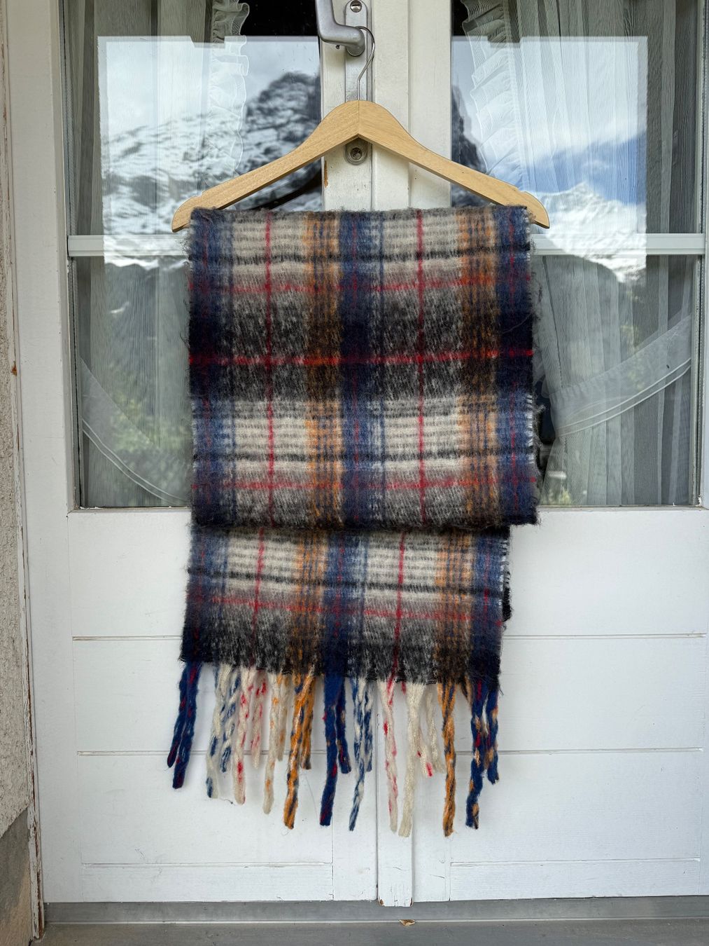 Foulard & Sciarpe: Warmer Schal im Tartan Stil – Nuovo (secondo la descrizione) da Grindelwald venduto da ita_8ffr 1