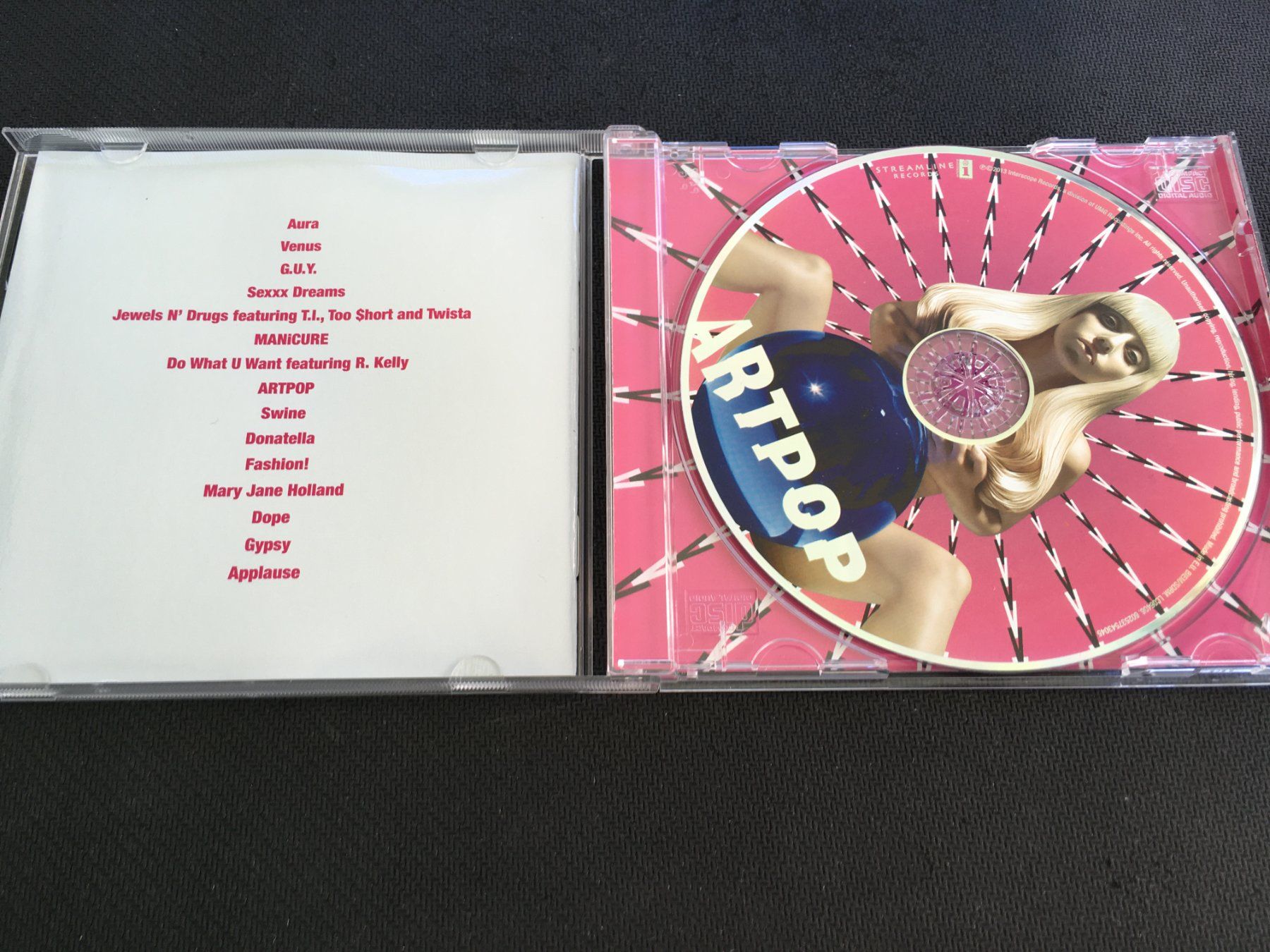 CDs: Lady Gaga - Artpop -CD- – Gebraucht aus St.Gallen von MedienJoe 1