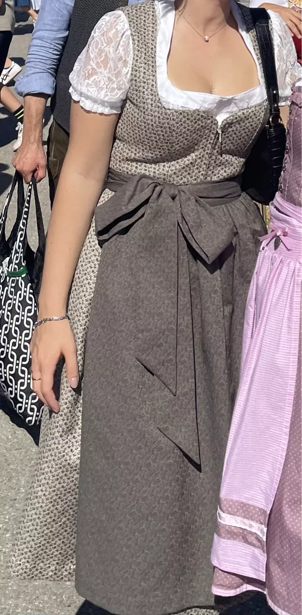Kleider: Limberry Dirndl – Gebraucht aus Bern von wyss_sophia 1