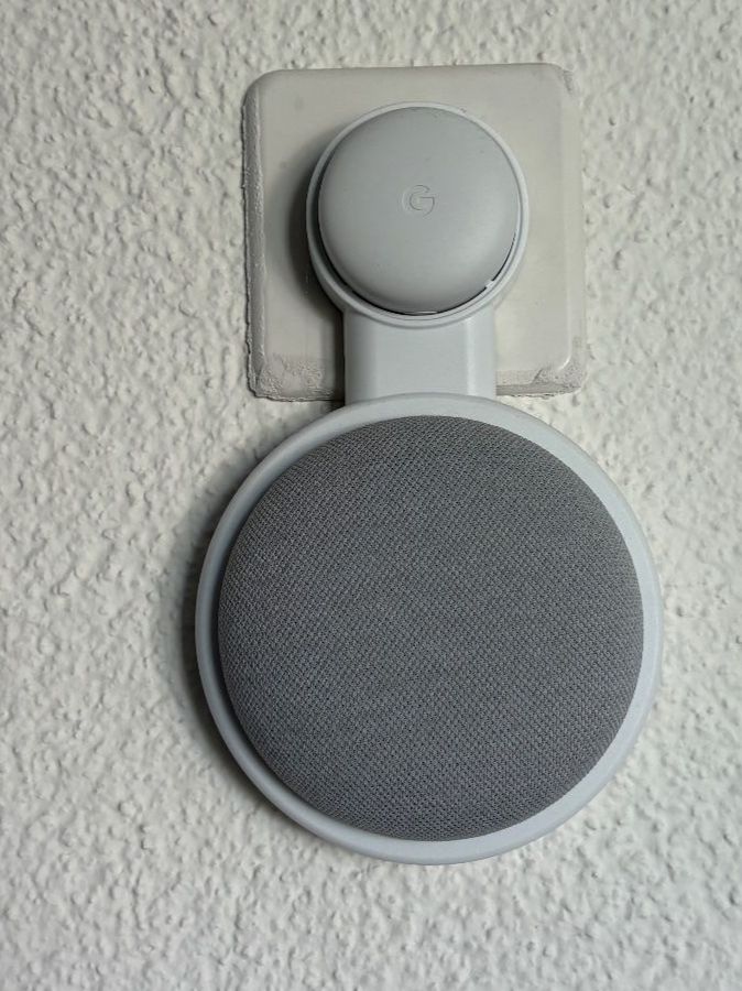 Google Lautsprecher: Google Nest Mini 2nd generation white + wall mount – Neu (gemäss Beschreibung) aus Adliswil von fashionholic
