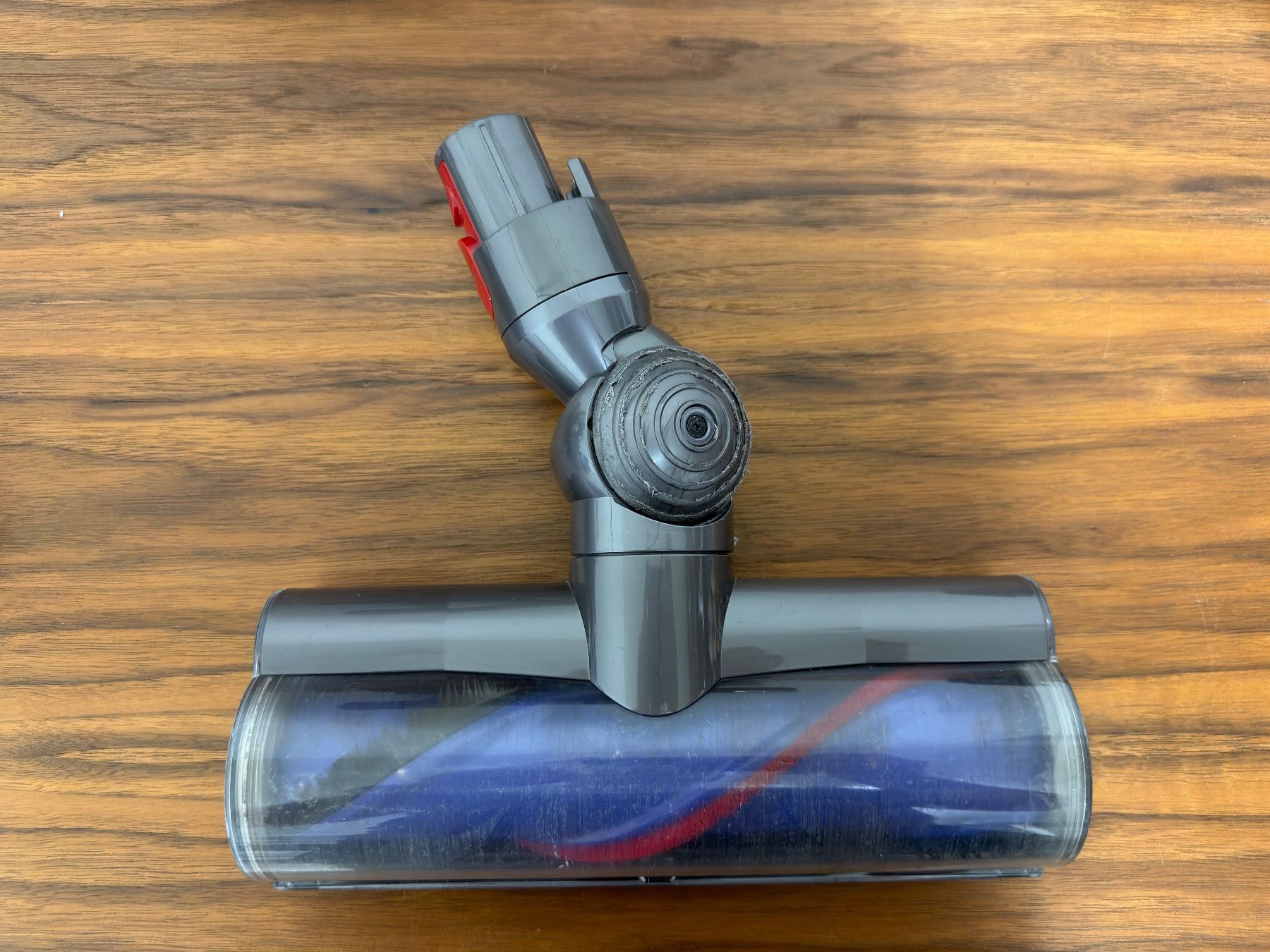 Dyson Aspirateurs & Accessoires: Dyson V8 Absolute – D'occasion à Luzern par me9_9h8x 5