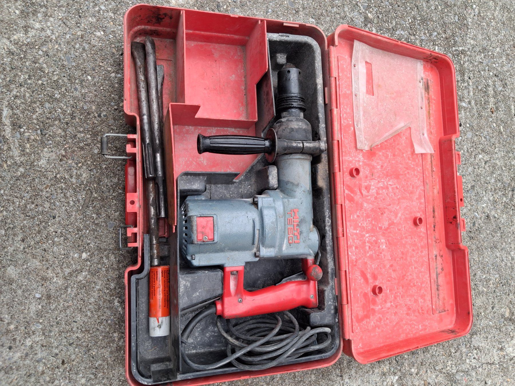 Tutti gli attrezzi: Spitzmaschine Hilti – Usato da Frümsen venduto da Goepe 3
