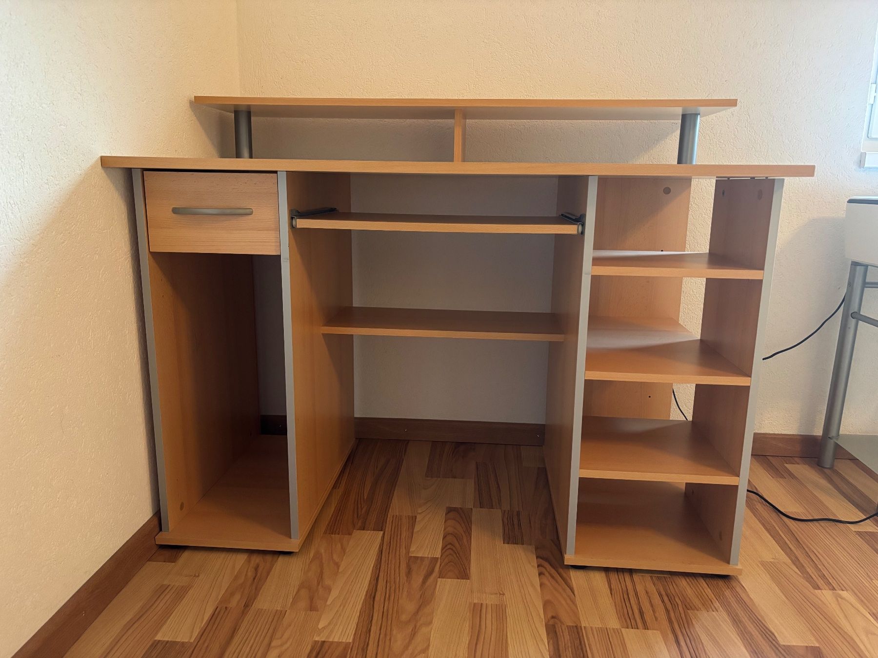 Conforama Scrivanie: Tisch – Usato da Stein AG venduto da gub_9ycx
