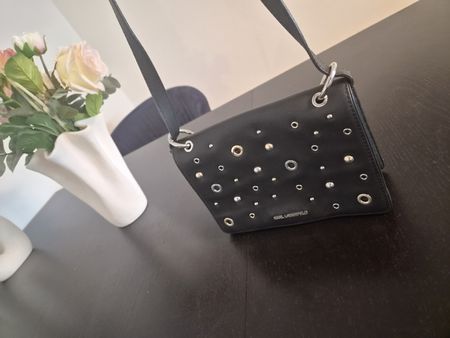 Karl Lagerfeld Tasche schwarz