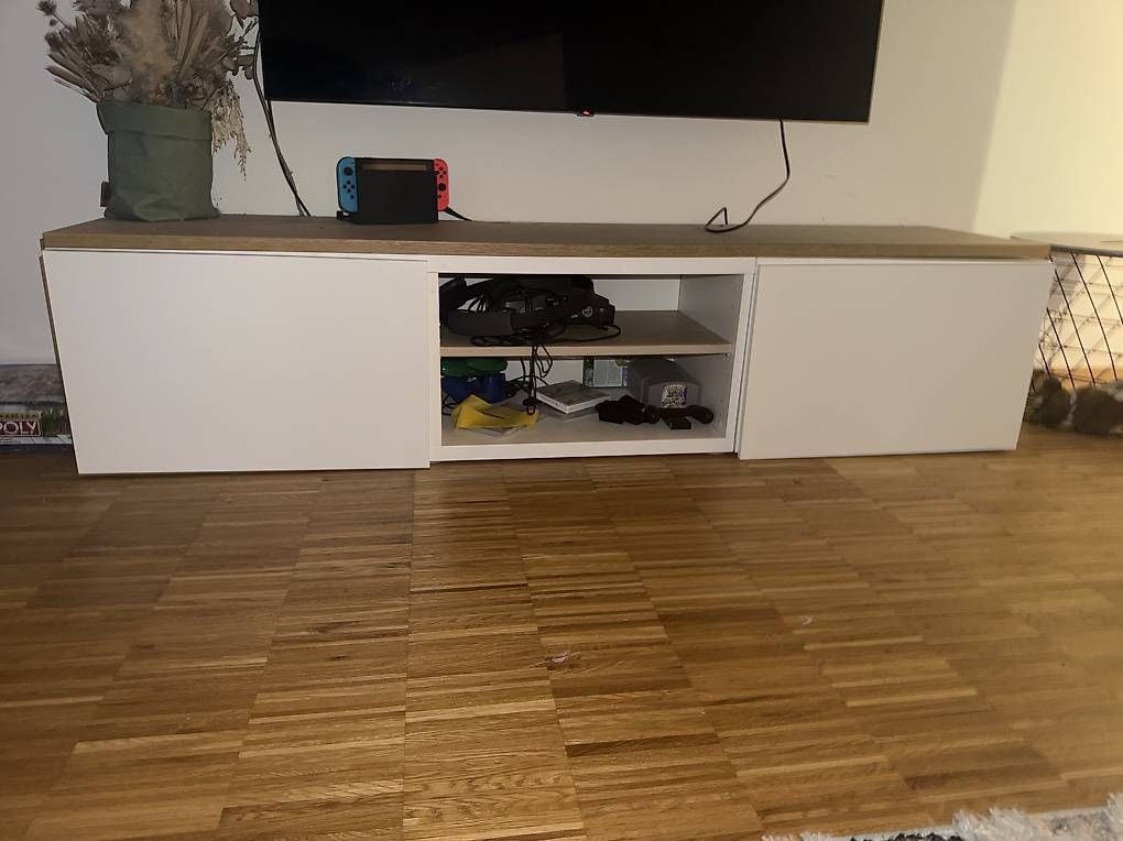 Mobili TV: Besta TV Möbel Ikea – Usato da Bottmingen venduto da sajul