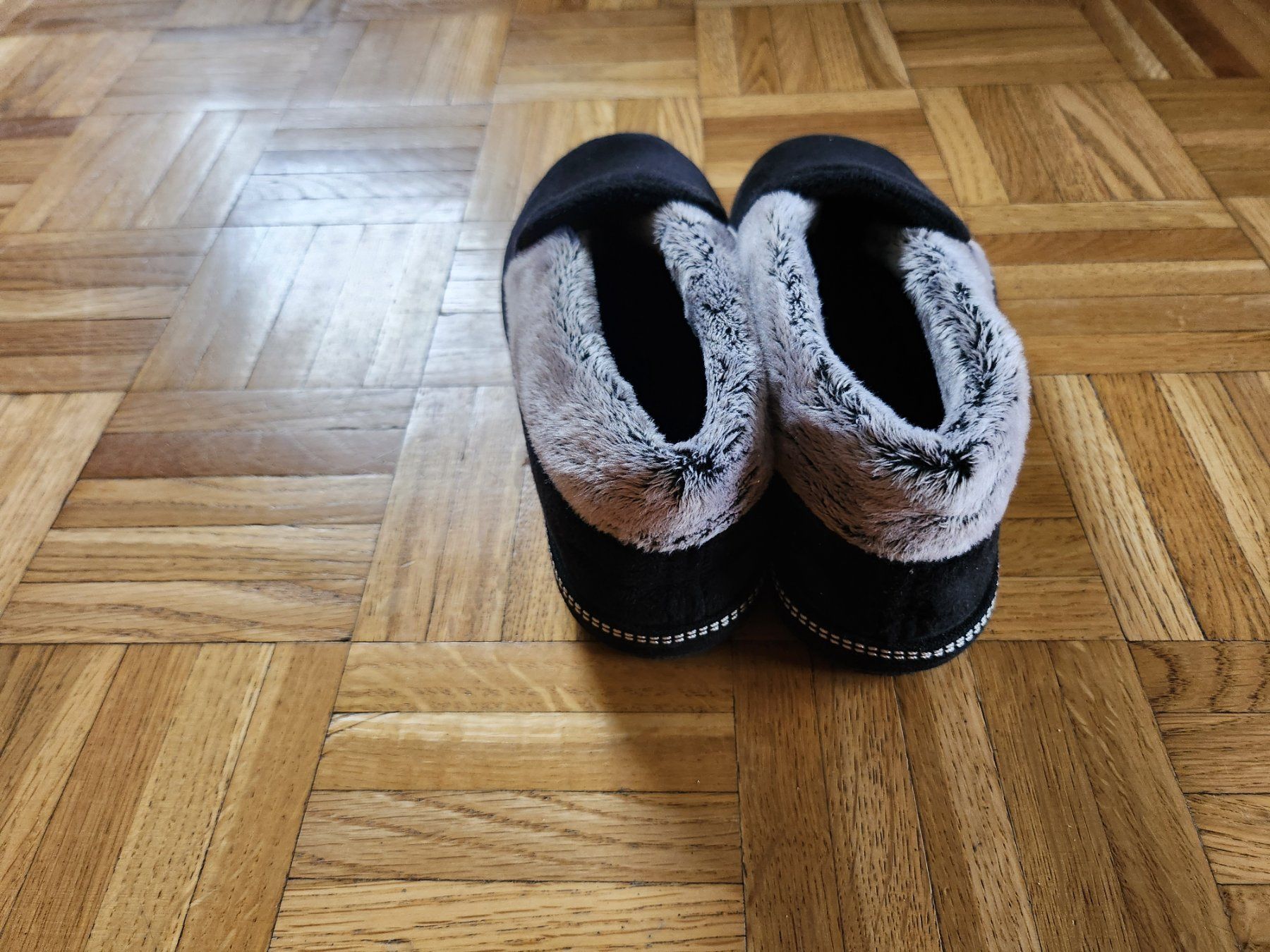 Scarpe da donna: Hausschuh schwarz Casa mia 38 – Nuovo (secondo la descrizione) da Zürich venduto da gon_69cf 1