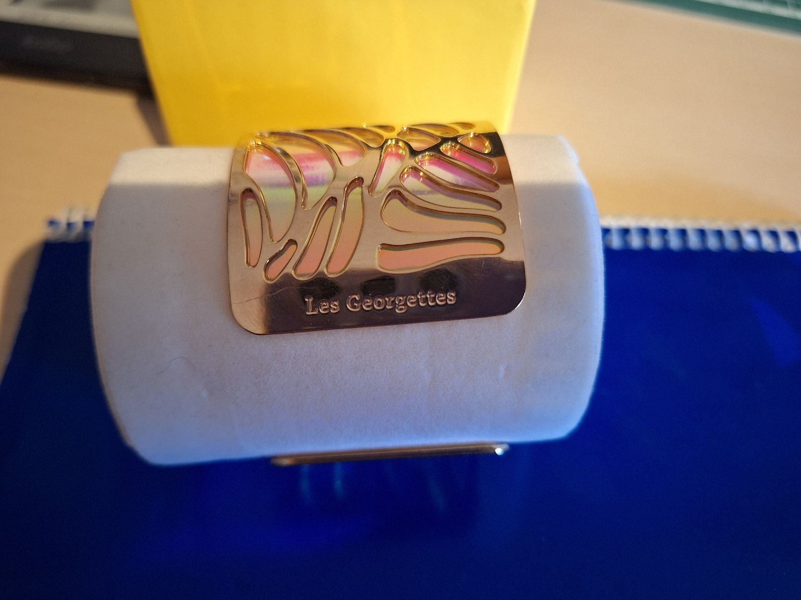 Bracciali & Braccialetti: manchette Georgette – Usato da Fully venduto da Clarance 1