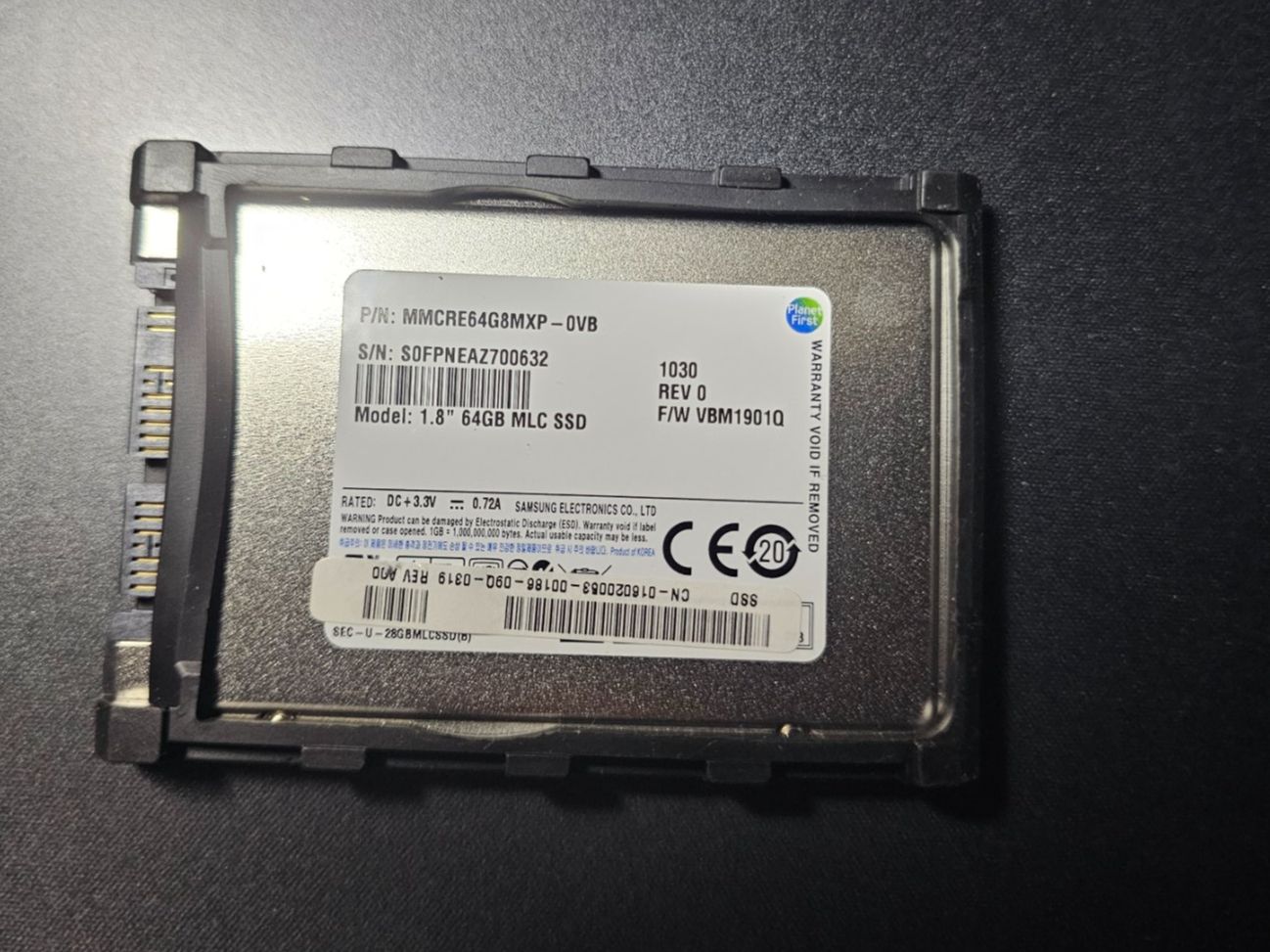 Samsung Dischi rigidi: Samsung 64GB MLC SSD 1.8 – Usato da Biberist venduto da ShopSoltan